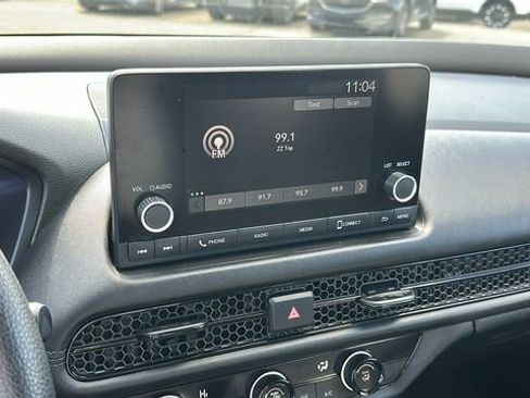 Used 2023 Honda HR-V LX image 14