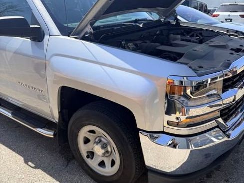 Used 2017 Chevrolet Silverado 1500 W/T w/ WT Convenience Package RWD image 7