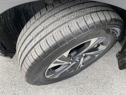 Used 2024 Subaru Crosstrek 2.0i Premium image 38