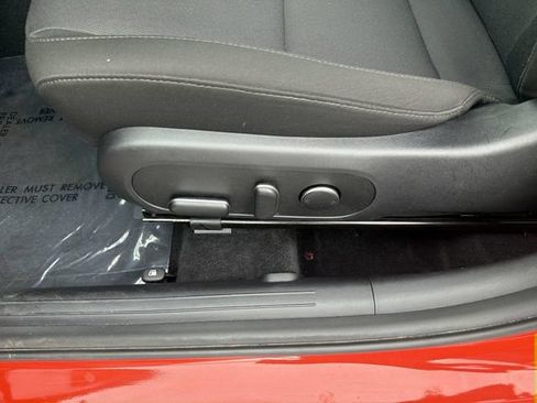 Used 2025 Hyundai Kona SEL FWD image 20