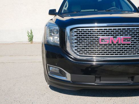 Used 2015 GMC Yukon XL Denali w/ Premium Package image 44