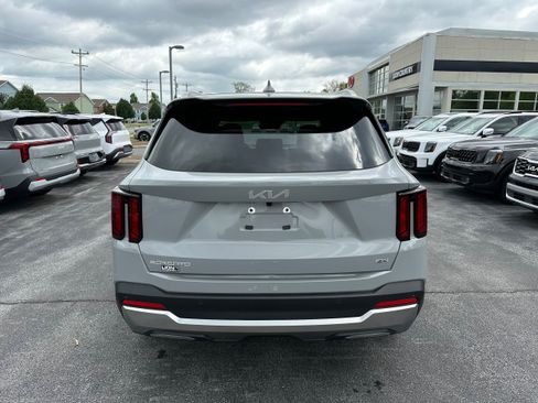 New 2026 Kia Sorento EX AWD/4WD image 6