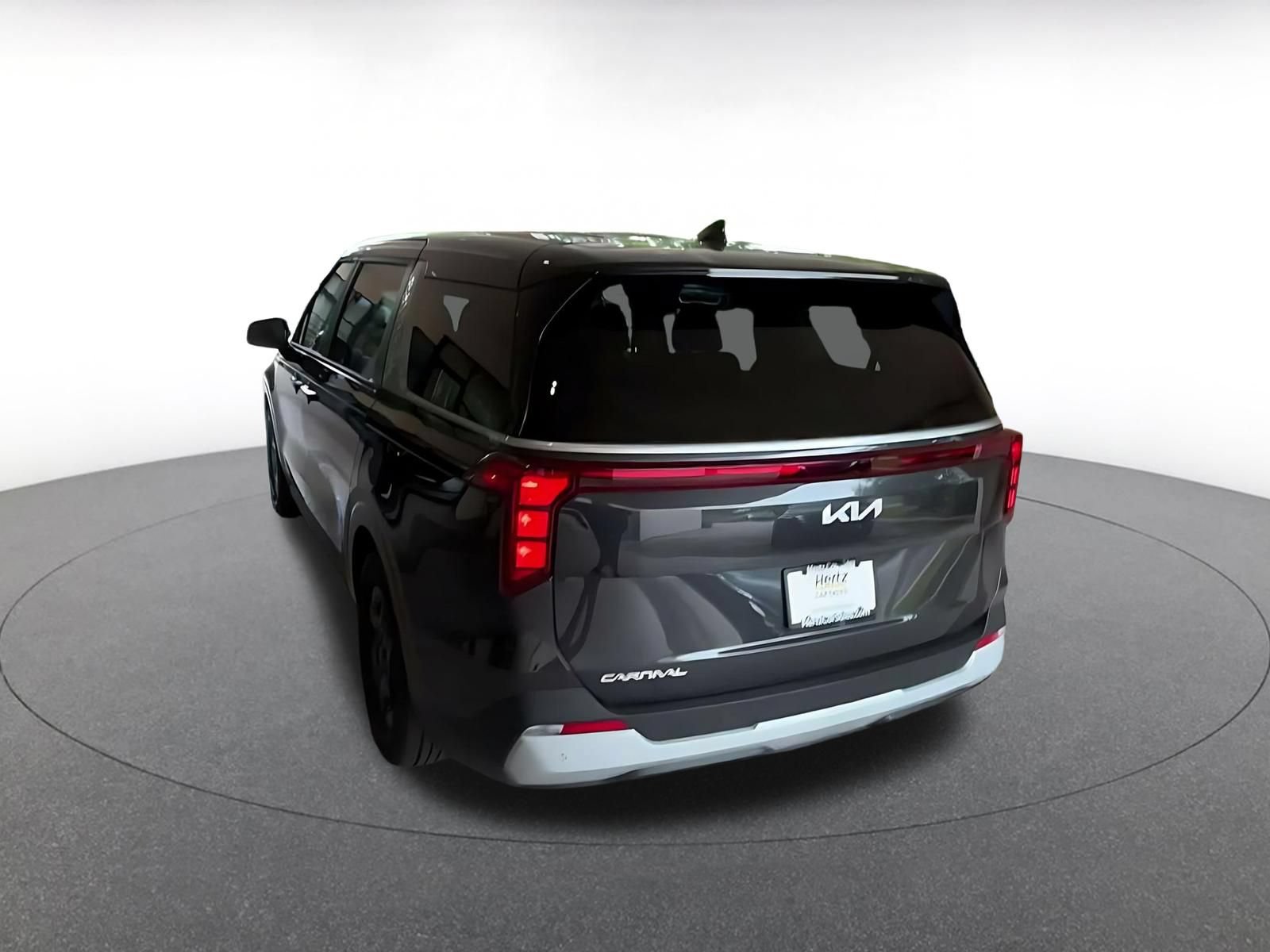 Used 2026 Kia Carnival FWD image 9
