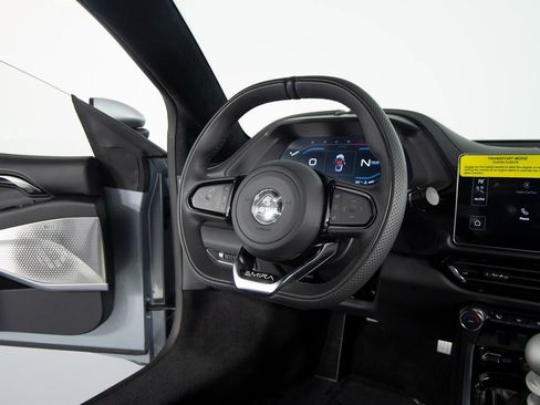 Used 2025 Lotus Emira image 30