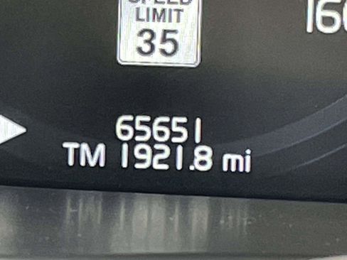 Used 2020 Volvo XC90 T5 Momentum w/ Protection Package Premier image 22