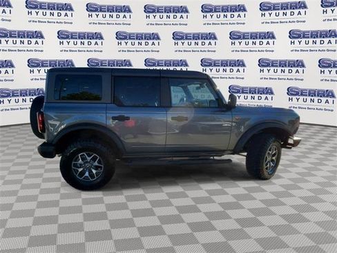Used 2024 Ford Bronco Badlands image 9