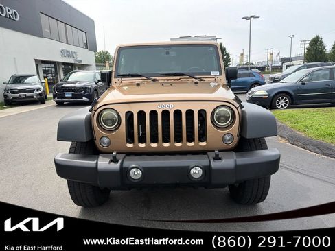 Used 2015 Jeep Wrangler Unlimited Sport w/ Quick Order Package 24S AWD/4WD image 4