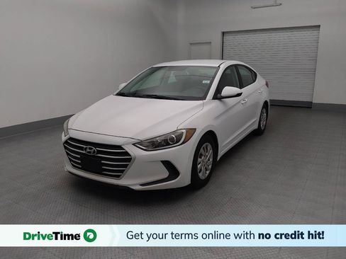 Used 2018 Hyundai Elantra SE FWD image 1