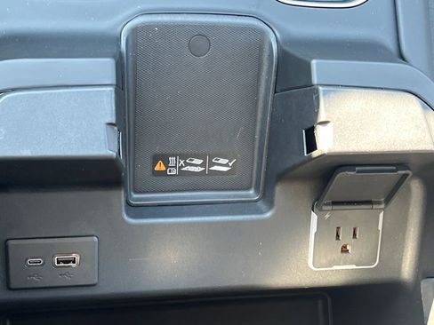 Used 2024 GMC Sierra 1500 Denali w/ Denali Reserve Package image 33