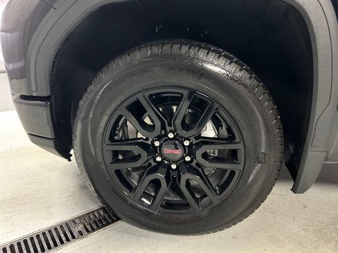 Used 2026 GMC Sierra 1500 Elevation AWD/4WD image 9
