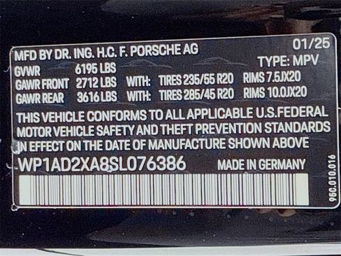 Used 2025 Porsche Macan Electric image 33