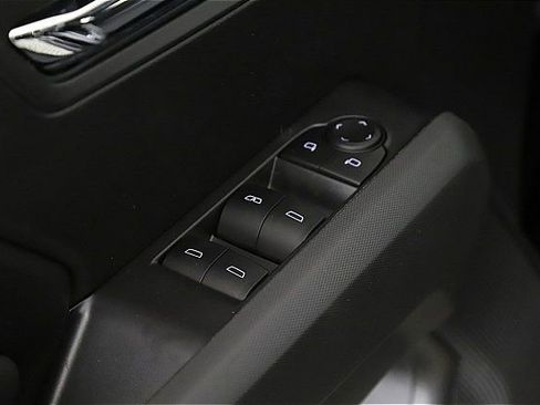 New 2025 Chevrolet Colorado LT w/ LT Convenience Package image 13