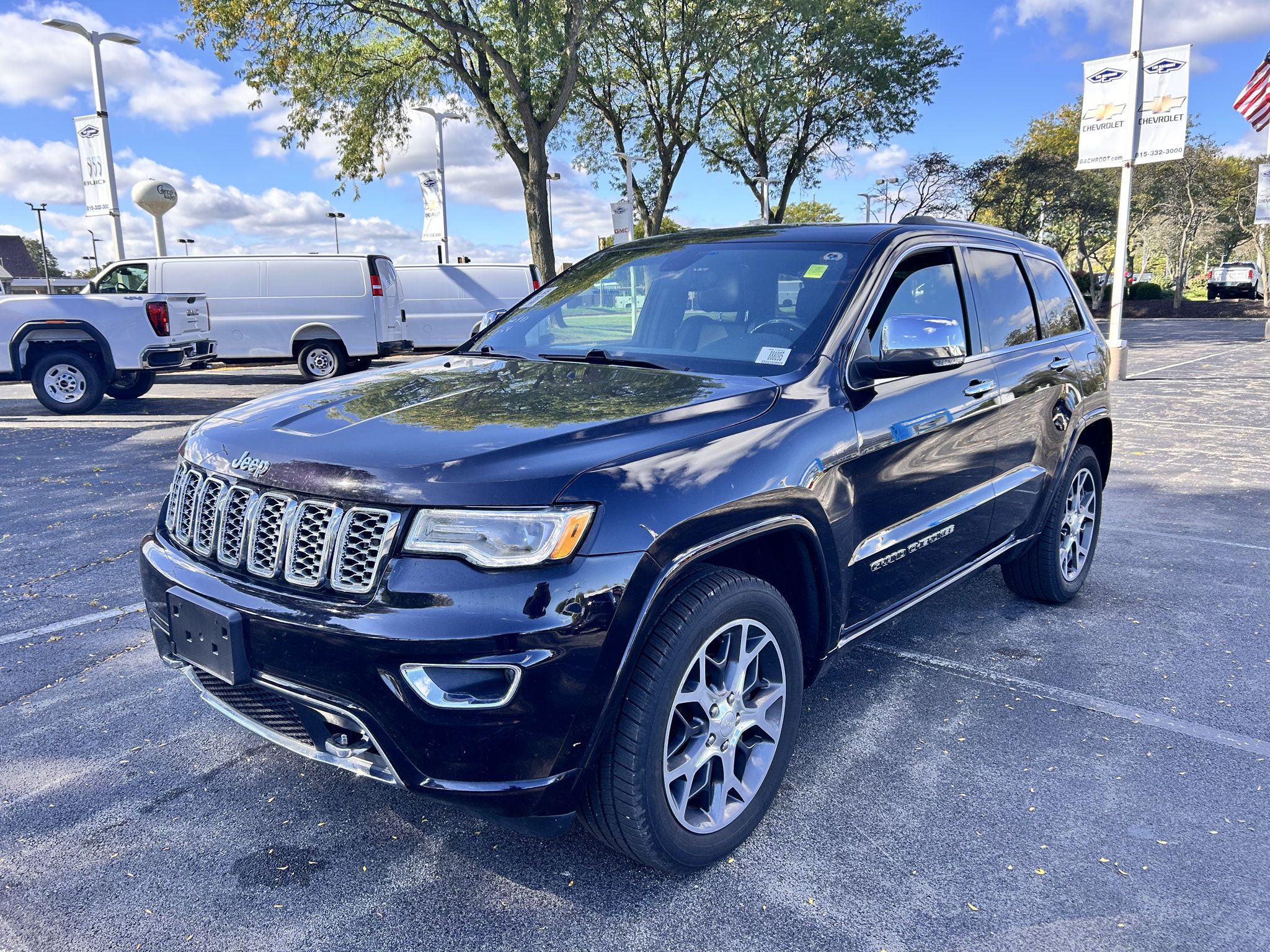 Used 2019 Jeep Grand Cherokee Overland AWD/4WD image 1