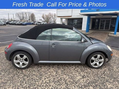 Used 2006 Volkswagen Beetle Convertible w/ Package 2 image 6