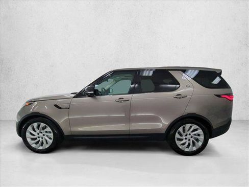 Certified 2026 Land Rover Discovery S AWD/4WD image 9