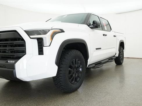 New 2026 Toyota Tundra SR5 AWD/4WD image 6