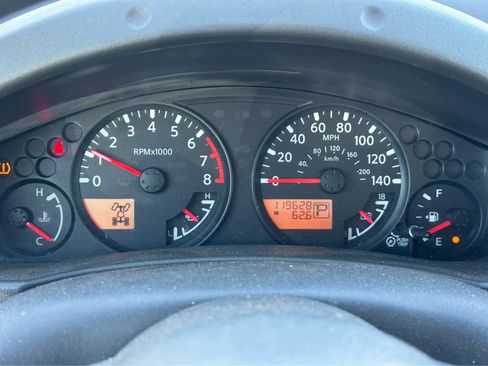 Used 2015 Nissan Frontier SV AWD/4WD image 13