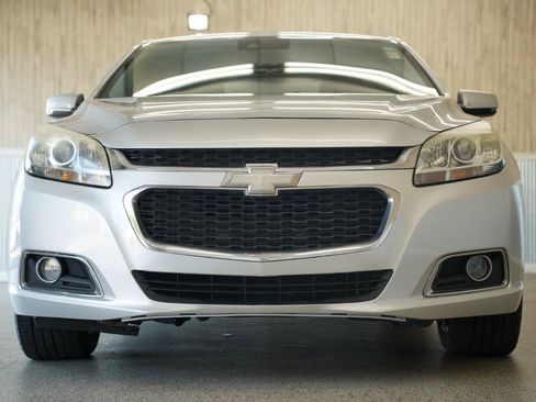 Used 2015 Chevrolet Malibu LTZ FWD image 3
