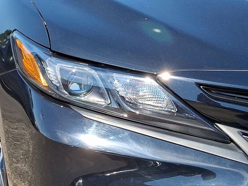 Certified 2023 Toyota Camry SE image 10