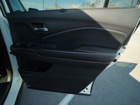 Used 2019 Honda Pilot Touring image 23