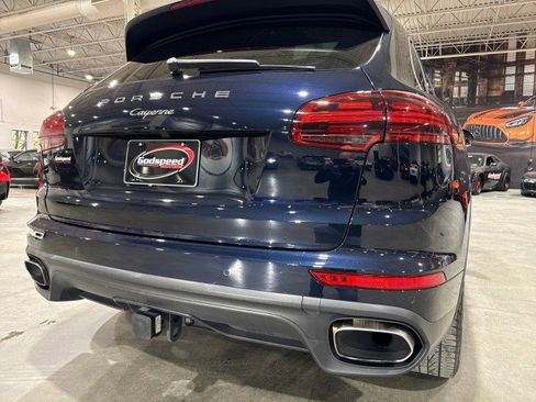 Used 2016 Porsche Cayenne image 43