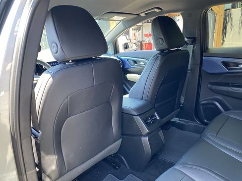 Used 2026 Chevrolet Equinox EV LT FWD image 15