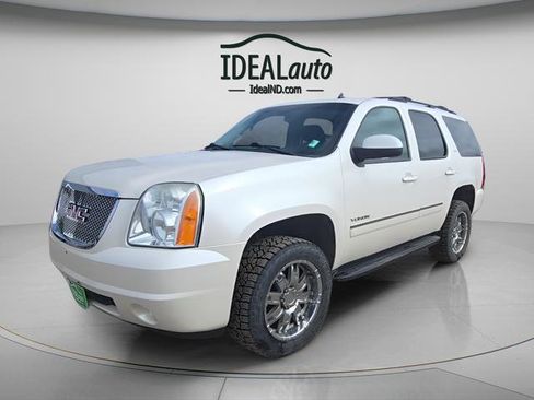 Used 2012 GMC Yukon SLT w/ SLT-2 Equipment Package image 1