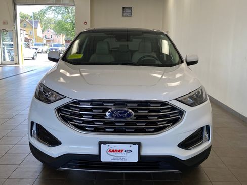 Used 2022 Ford Edge SEL w/ Convenience Package image 3