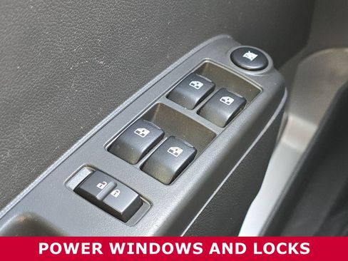 Used 2014 Chevrolet Spark LT image 22