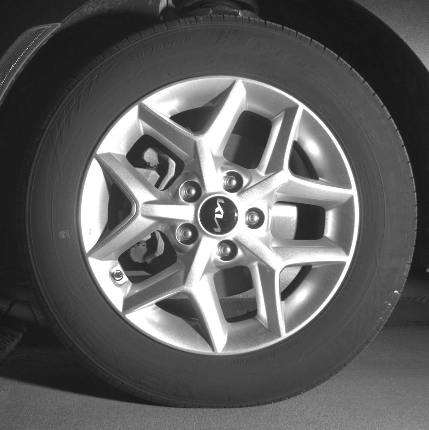 Used 2025 Kia Soul LX w/ LX Technology Package FWD image 14