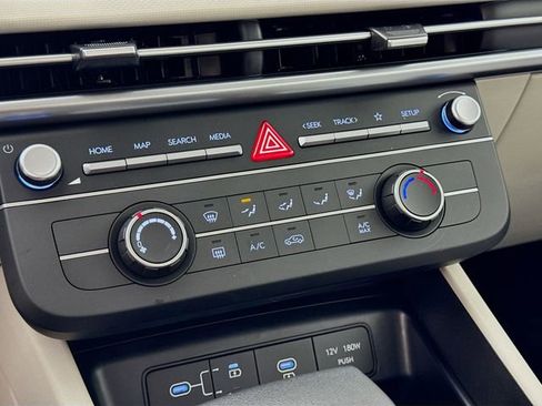 New 2026 Hyundai Tucson SE image 24