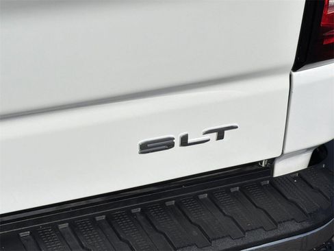 Used 2024 GMC Sierra 1500 SLT image 29