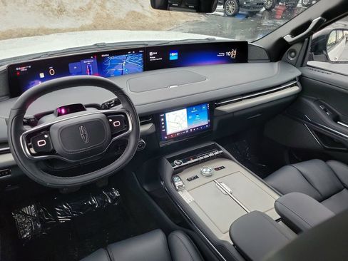 New 2026 Lincoln Navigator Reserve w/ Jet Appearance Package image 25