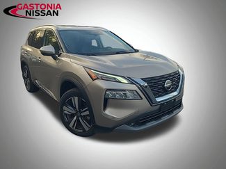 Used 2021 Nissan Rogue SL w/ Premium Package video 3