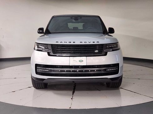 Used 2025 Land Rover Range Rover SE AWD/4WD image 9