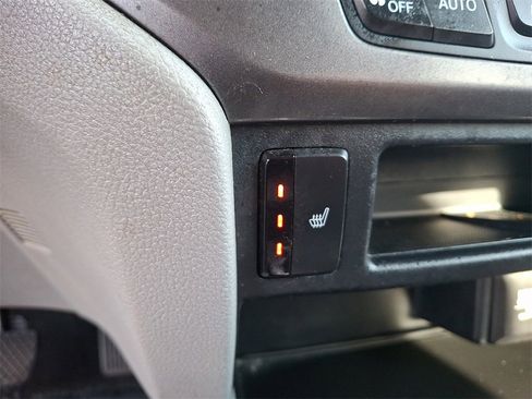 Used 2021 Honda Pilot EX image 24