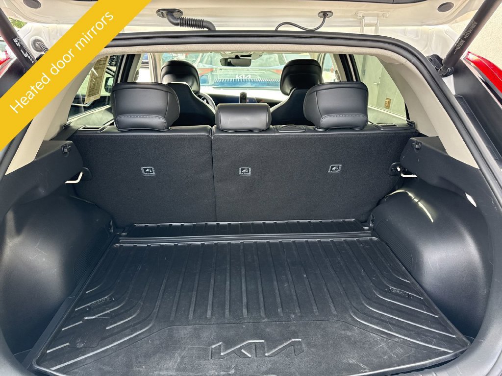 Certified 2024 Kia Niro Wave w/ Wave Preserve Package FWD image 21