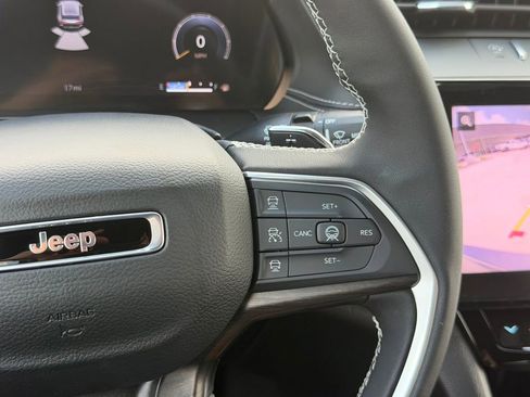New 2026 Jeep Grand Cherokee Laredo RWD image 18