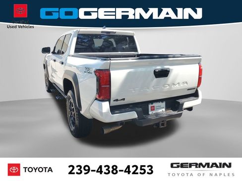 Certified 2025 Toyota Tacoma TRD Off-Road AWD/4WD image 10