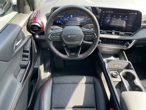 New 2026 Chevrolet Equinox RS w/ Convenience Package III image 6