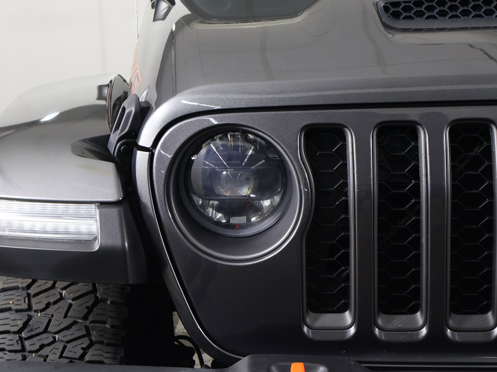 Used 2023 Jeep Gladiator Mojave w/ LED Lighting Group AWD/4WD image 11