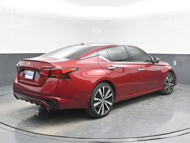 Used 2020 Nissan Altima 2.5 Platinum FWD image 10