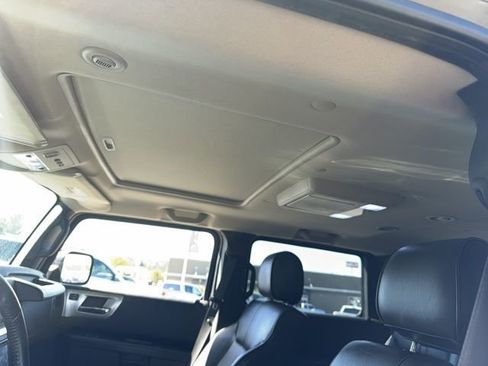 Used 2008 HUMMER H2 image 9