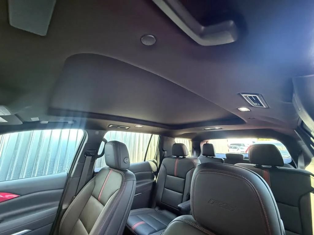 Used 2026 Chevrolet Traverse RS w/ LPO, Floor Liner Package AWD/4WD image 22