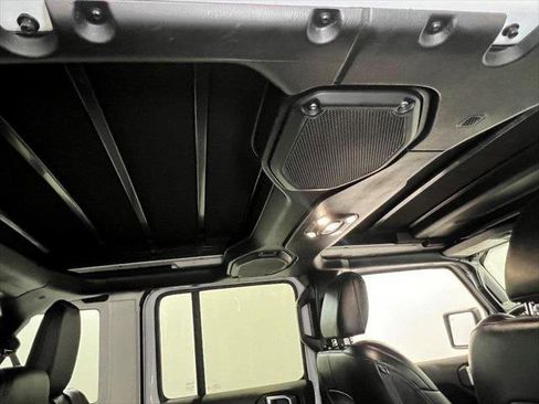 Certified 2022 Jeep Wrangler Unlimited Sahara image 16