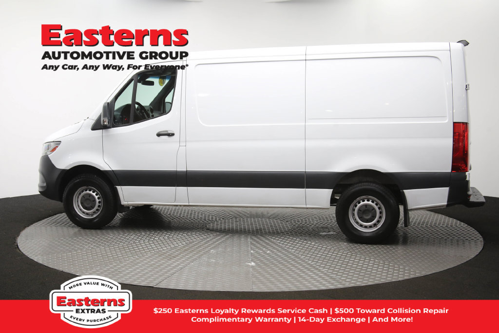 Used 2019 Freightliner Sprinter 2500 RWD image 57