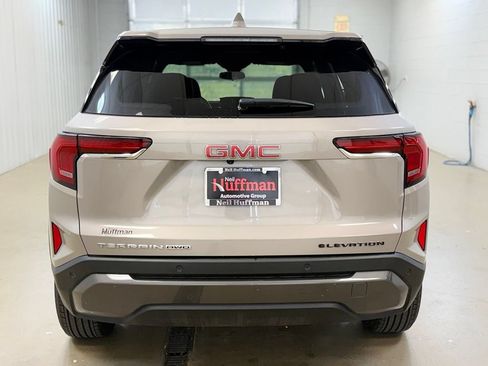 Used 2026 GMC Terrain Elevation w/ LPO, Floor Liner Package AWD/4WD image 6