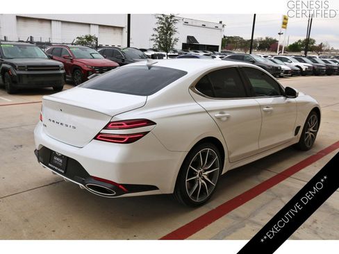 Used 2026 Genesis G70 2.5T RWD image 9