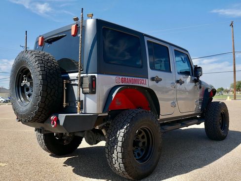 Used 2017 Jeep Wrangler Unlimited Sport w/ Quick Order Package 24S image 9