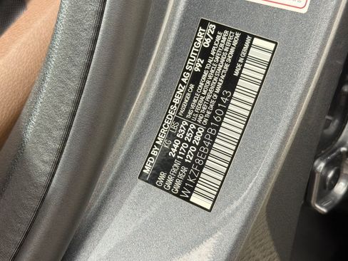 Used 2023 Mercedes-Benz E 350 4MATIC Sedan image 27